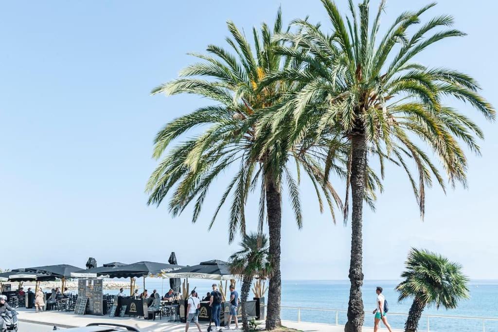 Superbe Studio Avec Terrasse En Front De Mer Menton Eksteriør billede