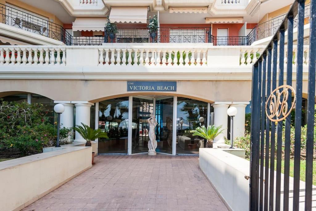 Superbe Studio Avec Terrasse En Front De Mer Menton Eksteriør billede